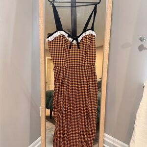 Bardot Beauty Wiggle Dress in Pumpkin Gingham